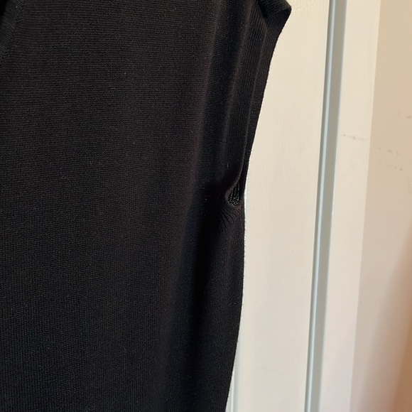 BANANA REPUBLIC women’s XS black sleeveless sweater - Picture 4 of 7